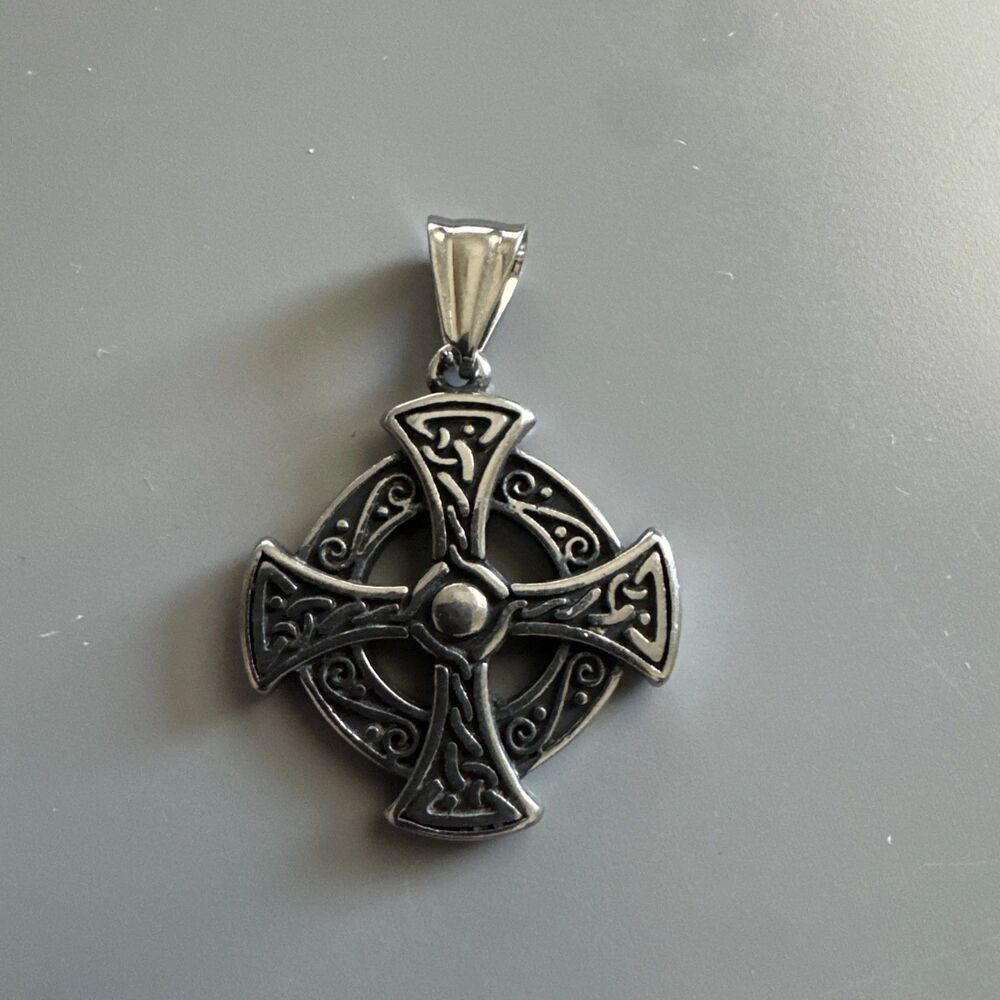 Cross Celtic Pendant Stainless Steel Renaissance Trinity Irish 24” Chain Viking